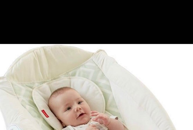 Hơn 30 trẻ tử vong liên quan nôi rung? Nôi rung-ghế nằm trẻ em hiệu Rock ‘n Play của hãng Fisher-Price (Mỹ)