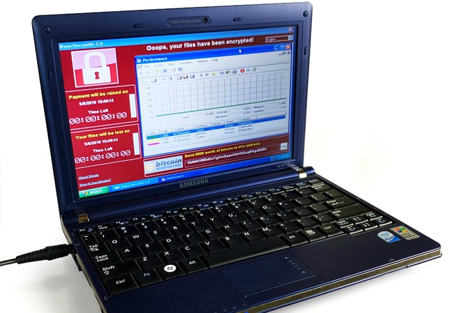 Laptop chứa virus nguy hiểm nhất thế giới được đấu giá 31 tỷ đồng Laptop chứa virus nguy hiểm nhất thế giới được đấu giá 31 tỷ đồng