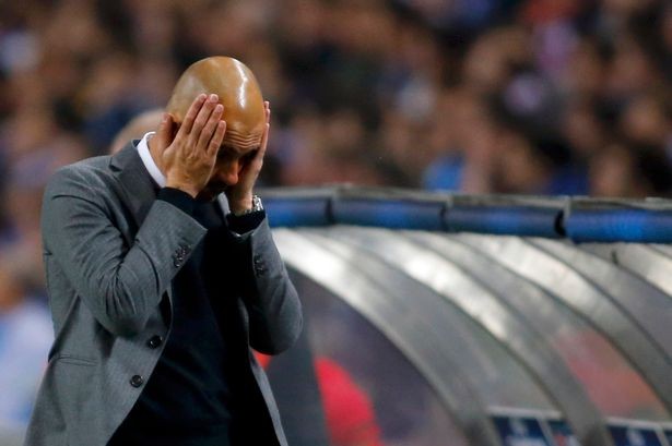 Bayern Munich thảm bại, Pep đổ tội cho... bác sĩ Guardiola đổ lỗi thất bại cho đội ngũ y tế.