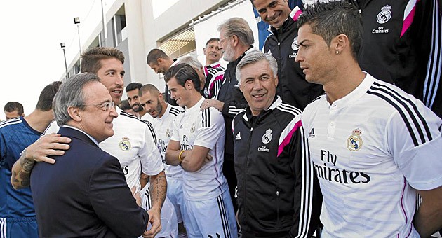 Chốt hạ tương lai của Ronaldo và Ramos Perez muốn giải quyết dứt điểm tương lai của Ronaldo và Ramos ngay tại Trung Quốc.