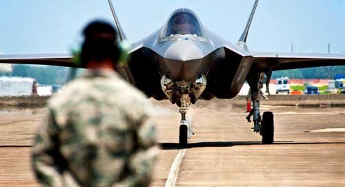 Chuyên gia Mỹ: F-35 thua xa Su-27, Mig-29 của Nga Chuyên gia Mỹ: F-35 thua xa Su-27, Mig-29 của Nga