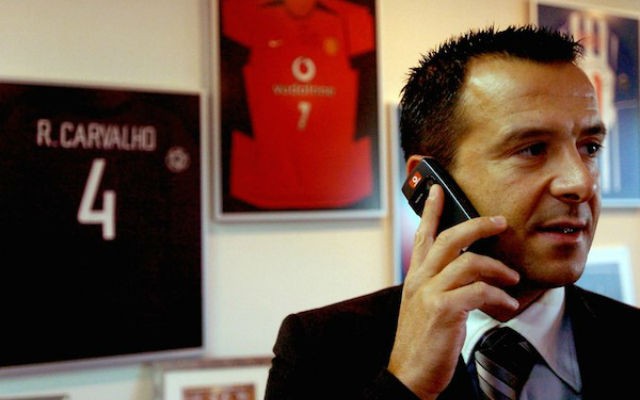 Tiết lộ về 'siêu cò' cầu thủ kiếm nhiều tiền nhất thế giới Jorge Mendes giàu nhất trong giới "cò" cầu thủ.