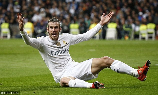 Gareth Bale tính đường tháo chạy khỏi Real Bale tính đường về lại Premier League.