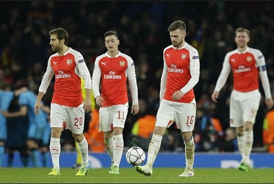 CLB trắng tay, sao Arsenal rục rịch tháo chạy Các ngôi sao Arsenal rất thất vọng với viễn cảnh trắng tay.