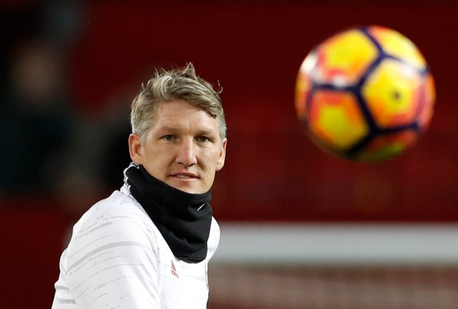 Đối xử tệ với Schweinsteiger, M.U bị Bayern Munich “cạch mặt” Phía Bayern Munich tức giận vì M.U đối xử tệ bạc với Schweinsteiger.