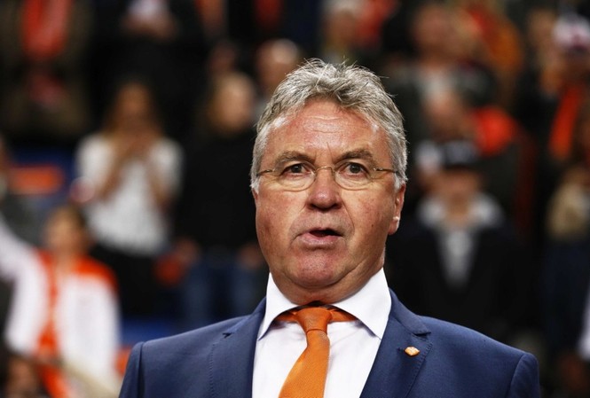 Tuyển Indonesia hé lộ kế hoạch mời 'phù thủy' Hiddink HLV Hiddink.