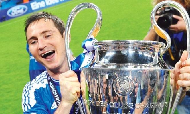 Sau treo giày, ngôi sao Lampard làm gì? Frank Lampard được mời vào FA.