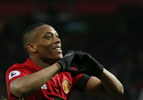 Phục thù thành công, M.U cán mốc 2.000 điểm Martial tỏa sáng trong chiến thắng của M.U trước Martial.