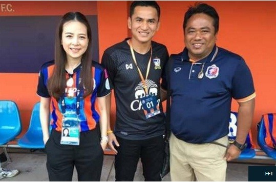 HLV Kiatisak tái xuất, nhưng không 'tái hôn' với HAGL Kiatisak nhận lời làm HLV trưởng CLB Port FC ở giải Thai League.