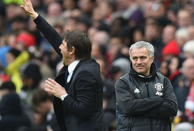 Bị Conte nói kháy, Mourinho đáp trả thâm thúy Mourinho đáp trả phát biểu mỉa mai từ Conte.