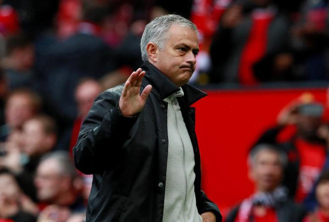Mourinho chuẩn bị ký hợp đồng mới, trị giá 65 triệu bảng HLV Jose Mourinho chuẩn bị gia hạn hợp đồng thêm 5 năm với M.U.