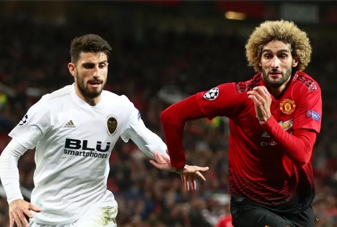 M.U chính thức nhận án phạt từ UEFA M.U nhận án phạt từ UEFA vì đến trễ trong trận đấu với Valencia.