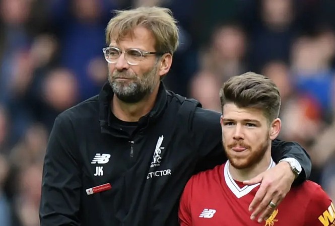 Bật HLV Klopp, ngôi sao Tây Ban Nha ‘hết đường sống’ ở Liverpool Alberto Moreno công khai bật HLV Jurgen Klopp.