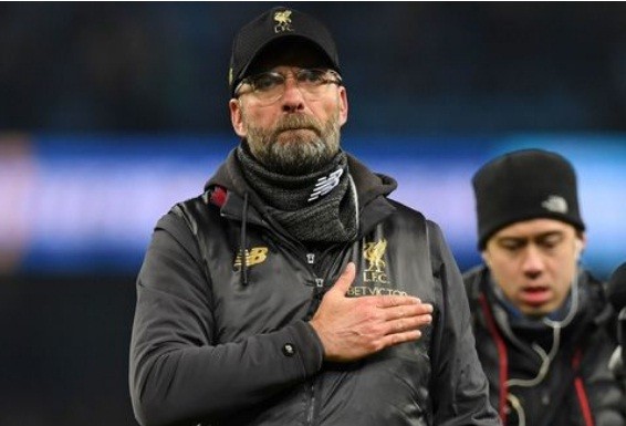 Thua đau Man City, HLV Liverpool đổ lỗi cho trọng tài HLV Jurgen Klopp của Liverpool.