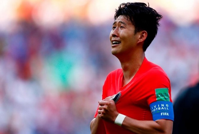 Hàn Quốc tiếp tục nhận tin không vui từ Son Heung Min Son Heung Min chưa thể dự Asian Cup 2019 cùng Hàn Quốc.
