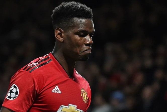 Pogba đã nói gì với đồng đội sau chiếc thẻ đỏ ở trận PSG? Pogba rất thất vọng về thẻ đỏ trước PSG.