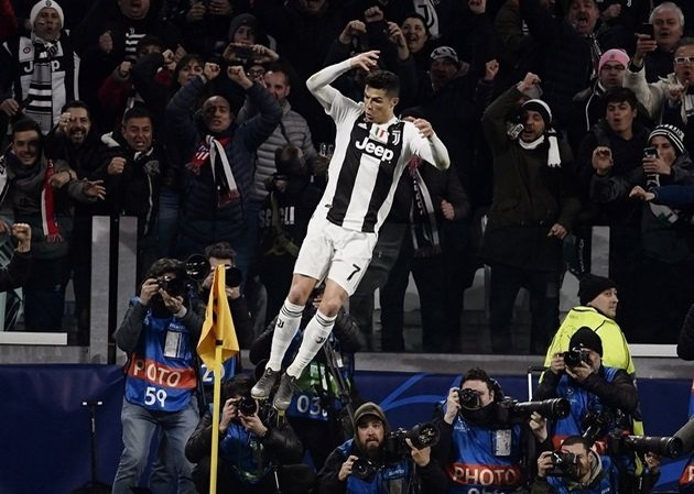 Tiết lộ bất ngờ về hat-trick của Ronaldo trước Atletico Cristiano Ronaldo ăn mừng cú hat-trick vào lưới Atletico Madrid.