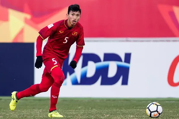 Văn Hậu vào tầm ngắm của 'đại gia' Bundesliga Đoàn Văn Hậu nhận được sự quan tâm từ CLB Borussia Monchengladbach.