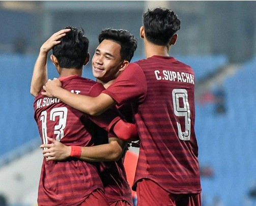 Tiết lộ thú vị về 2 anh em ruột khoác áo U23 Thái Lan Anh em Supachok Sarachat và Suphanat Mueanta trong màu áo U23 Thái Lan.