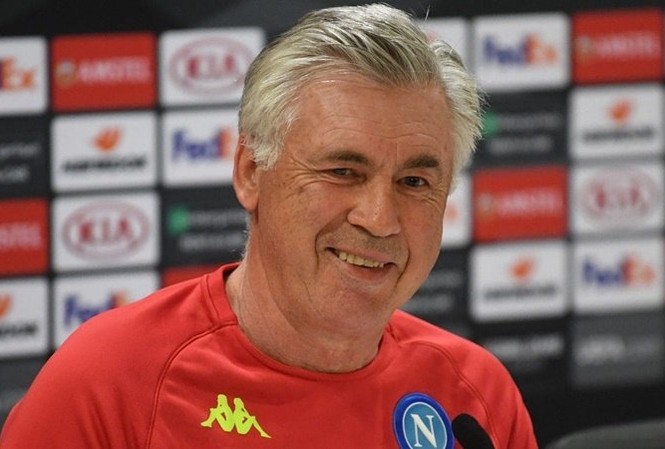 HLV Ancelotti phủ nhận khả năng trở lại Chelsea HLV Carlo Ancelotti sẽ không rời Napoli trong hè 2019.