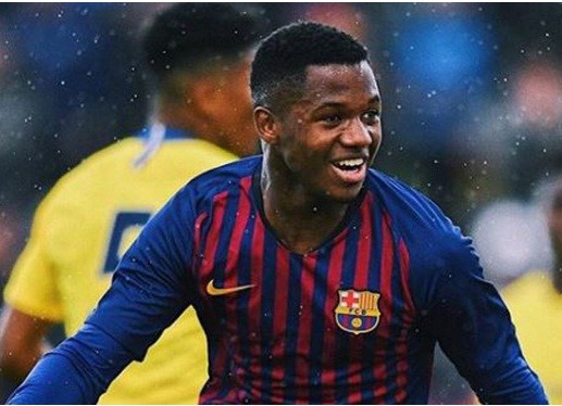 Mất 3 'trọng pháo', HLV Barcelona trao cơ hội cho tài năng 16 tuổi Ansu Fati mới 16 tuổi 298 ngày.