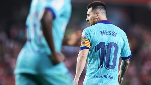 Thua trắng Granada, Barcelona lập kỷ lục tệ hại tại La Liga Messi và các đồng đội bất lực trước Granada.