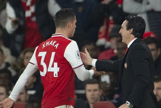 HLV Emery xác nhận Arsenal mất 4 trụ cột khi đấu Liverpool HLV Emery quyết định loại Granit Xhaka khỏi đội hình Arsenal đấu Liverpool.
