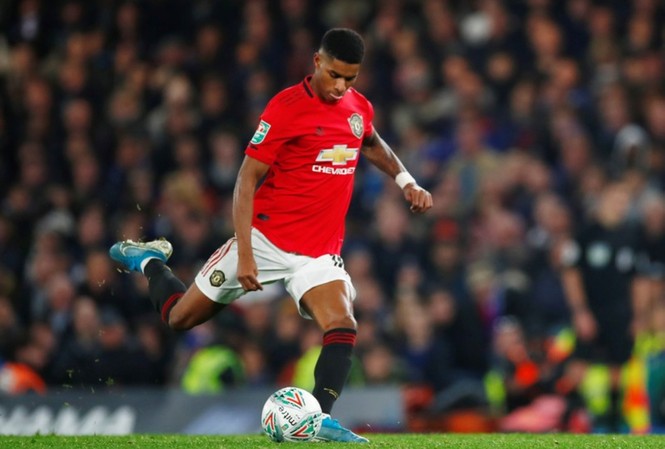 Hạ gục Chelsea, HLV M.U so sánh học trò với Ronaldo Marcus Rashford tỏa sáng giúp M.U đánh bại Chelsea.
