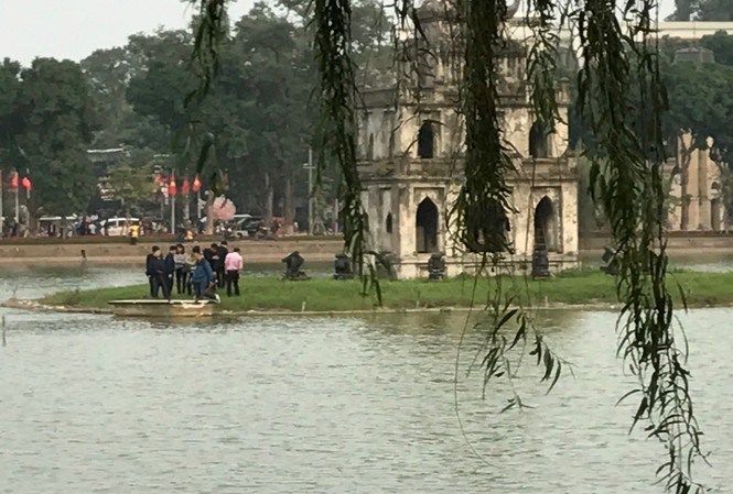 Hà Nội lên kế hoạch nạo vét toàn bộ bùn hồ Gươm Hà Nội đang tính nạo vét toàn bộ bùn của hồ Gươm