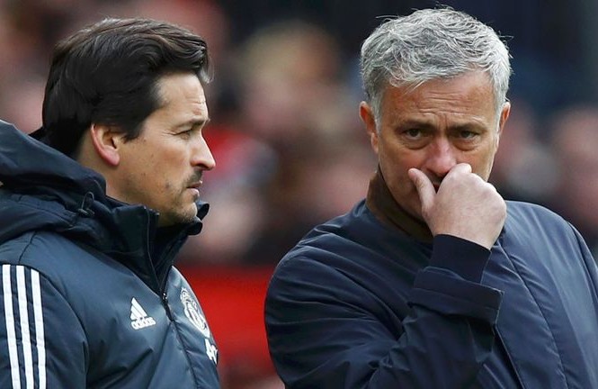 ‘Cánh tay phải’ của Mourinho bất ngờ rời M.U ‘Cánh tay phải’ của Mourinho bất ngờ rời M.U