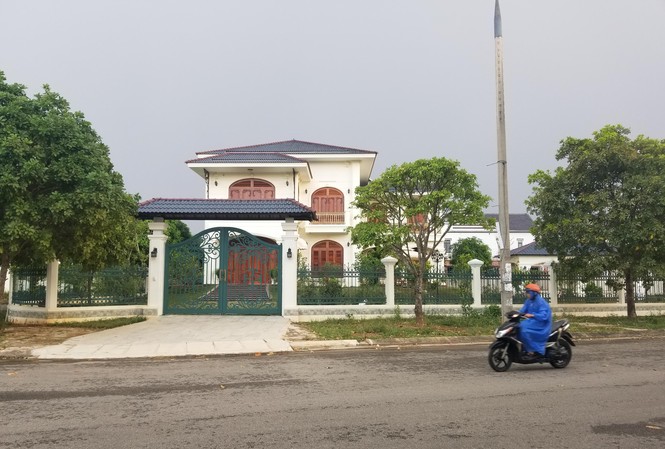 20 ngày thanh tra khu đất 'vàng' liên quan đến vợ nguyên Bí thư tỉnh ủy Nhà và đất tại lô A51 và A52 tại khu phố mới Tân Thạnh (TP Tam Kỳ, Quảng Nam). Ảnh: T.M