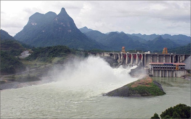 Mực nước ở mức cao, thủy điện Tuyên Quang có thể xả lũ Do mực nước đang cao, hồ thủy điện Tuyên Quang có thể xả lũ trong thời gian tới