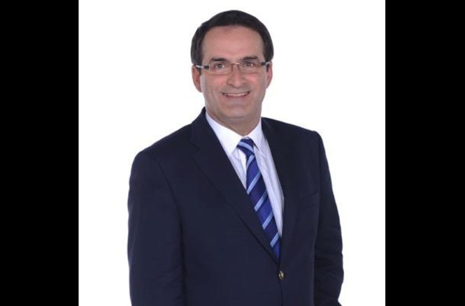 Rơi máy bay, cả nhà cựu Bộ trưởng Canada thiệt mạng Ông Jean Lapierre, 59 tuổi, cựu Bộ trưởng Nội các Liên bang Canada