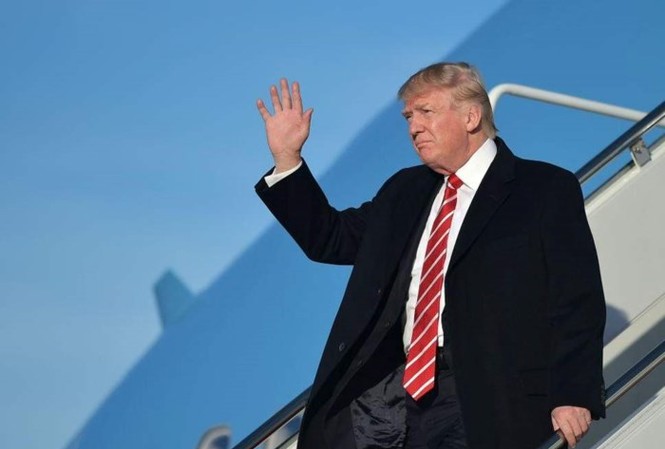 Tổng thống Trump rời Canada tới Singapore dự Thượng đỉnh Mỹ-Triều Tổng thống Mỹ Donald Trump lên đường đi Sinagpore dự Hội nghị Thượng đỉnh Mỹ-Triều. Ảnh: ABC News