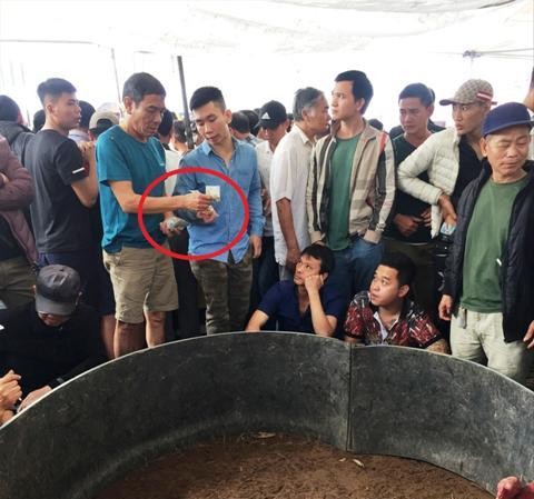 Công khai sát phạt tiền triệu bên sới gà đầu năm Tình trạng công khai cá độ xảy ra công khai cạnh sới gà
