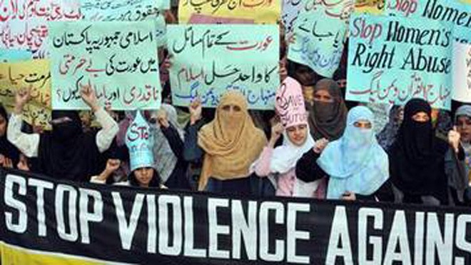 Pakistan: Thiếu nữ bị thiêu sống vì từ chối lời cầu hôn Pakistan: Thiếu nữ bị thiêu sống vì từ chối lời cầu hôn