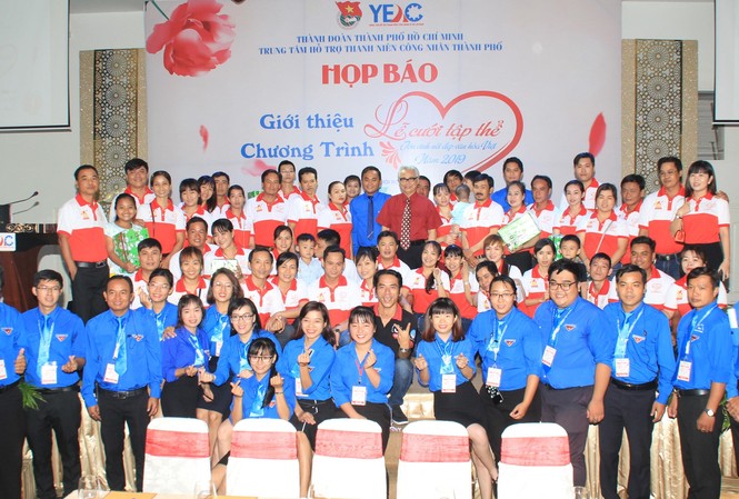 Sẵn sàng cho lễ cưới tập thể của 100 đôi “bây giờ mới cưới“ Sẵn sàng cho lễ cưới tập thể của 100 đôi “bây giờ mới cưới“