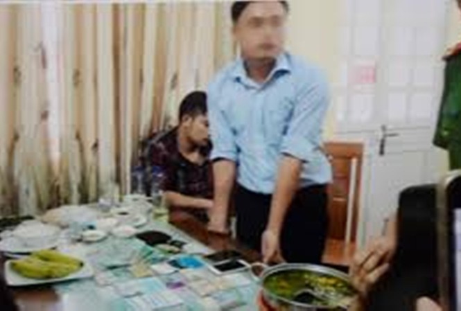 Nhà báo Lê Duy Phong từ chối luật sư nhận bào chữa Nhà báo Lê Duy Phong từ chối luật sư nhận bào chữa