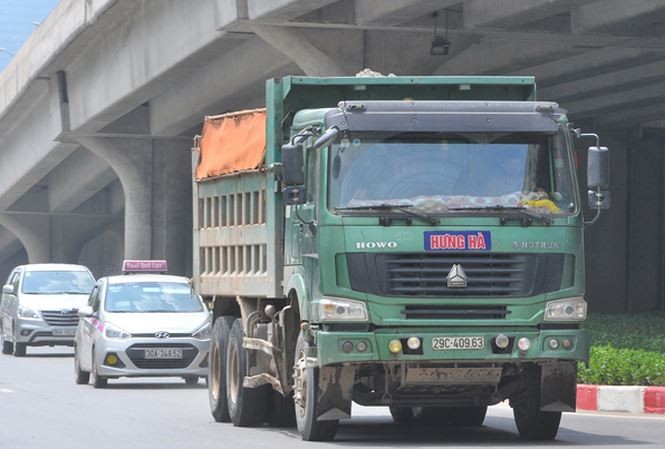 CSGT mở cao điểm xử lý xe quá khổ, quá tải dịp Tết CSGT mở cao điểm xử lý xe quá khổ, quá tải dịp Tết
