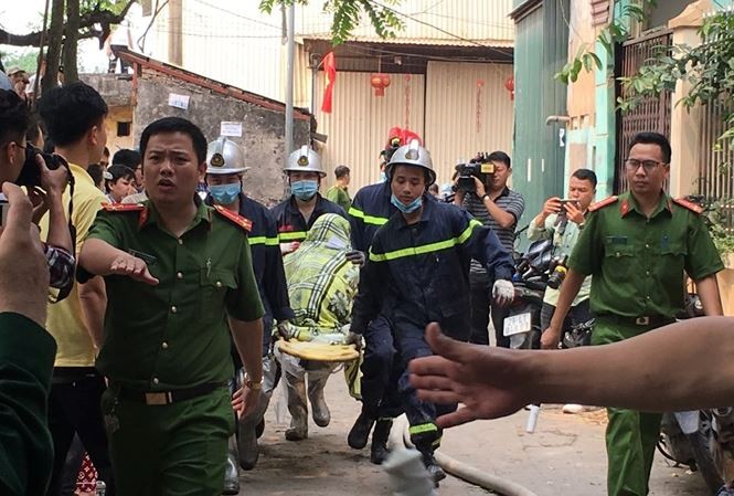 Khởi tố vụ cháy khiến 8 người tử vong ở Hà Nội Khởi tố vụ cháy khiến 8 người tử vong ở Hà Nội