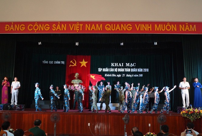 Tập huấn cán bộ Đoàn toàn quân 2018 Tập huấn cán bộ Đoàn toàn quân 2018