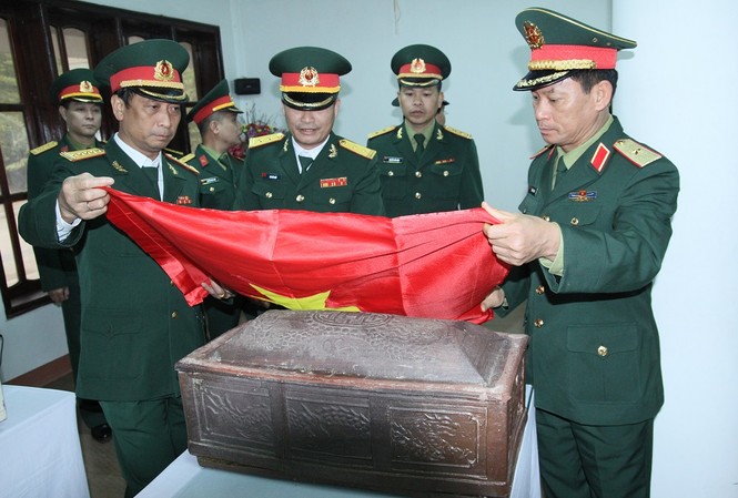 Tìm kiếm, quy tập 5.886 hài cốt liệt sĩ Ảnh: QK2