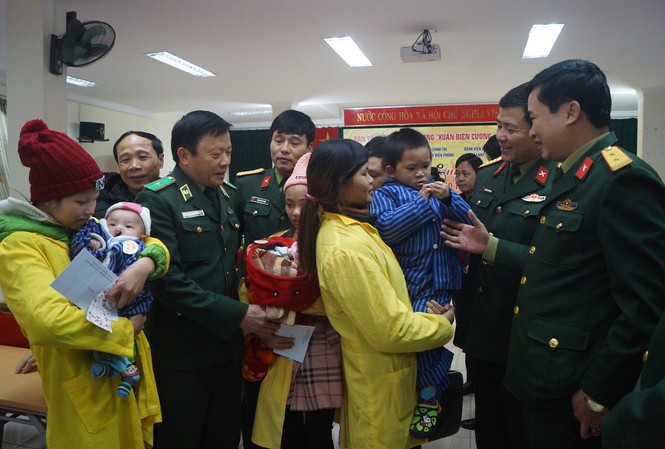 Hồi sinh nụ cười trẻ thơ Ảnh: Nguyễn Minh