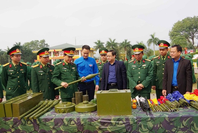 Sư đoàn 312 khởi động Tháng Thanh niên 2019 Đại biểu Quân đoàn 1, Trung ương Đoàn, Ban Thanh niên Quân đội tham quan sáng kiến, cải tiến kỹ thuật của tuổi trẻ Sư đoàn 312