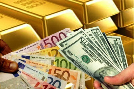 Đầu tuần, giá vàng và USD đồng loạt giảm Đầu tuần, giá vàng, USD đồng loạt giảm. Ảnh chỉ mang tính minh họa
