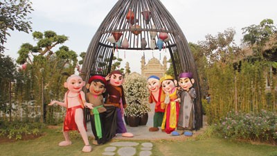 Không gian văn hóa - ẩm thực Việt trong lòng Hà Nội Không gian kiến trúc của Nắng Sông Hồng toát lên vẻ hồn hậu của đất và người Việt Nam