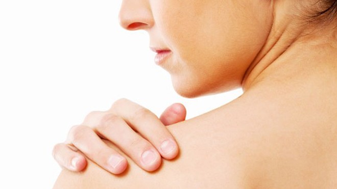 Mụn dưới da ở lưng: Nguyên nhân và cách điều trị Mụn dưới da khiến bạn kém duyên