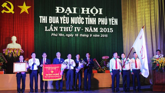 PYMEPHARCO nhận danh hiệu Anh hùng Lao động thời kỳ đổi mới Ban lãnh đạo Công ty CP Pymepharco đón nhận Danh hiệu “Anh Hùng Lao Động thời kỳ đổi mới”