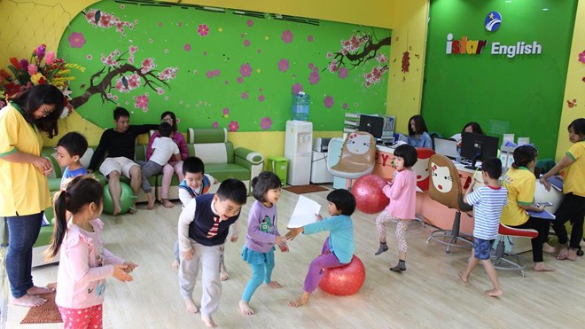 Hè vui cho bé tại Anh ngữ iStar. Hè vui cho bé tại Anh ngữ iStar.