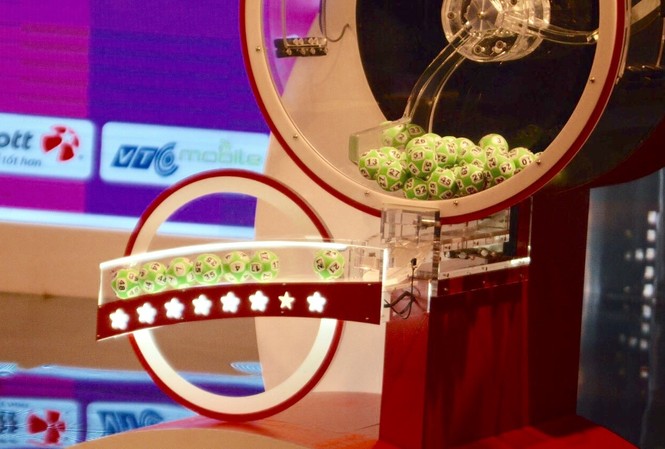 Power 6/55: Khởi điểm 30 tỷ, Jackpot 1 còn phải e dè Jackpot 2 Quả bóng số 7 hay còn gọi là số đặc biệt dùng để xác định giải Jackpot 2